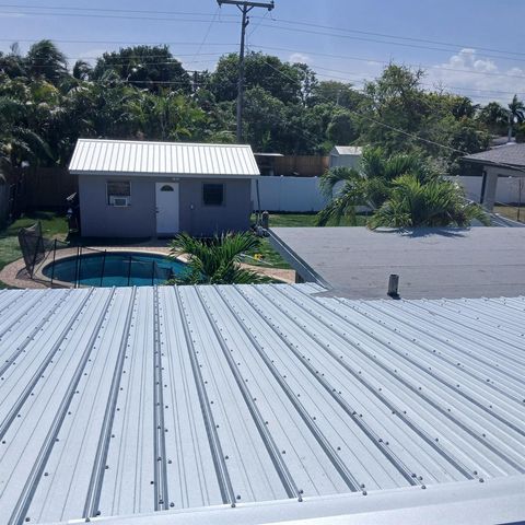 811 S Broadway, Lantana, FL 33462