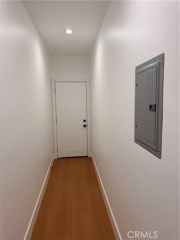 8405 Mckinley Avenue, Los Angeles, CA 90001