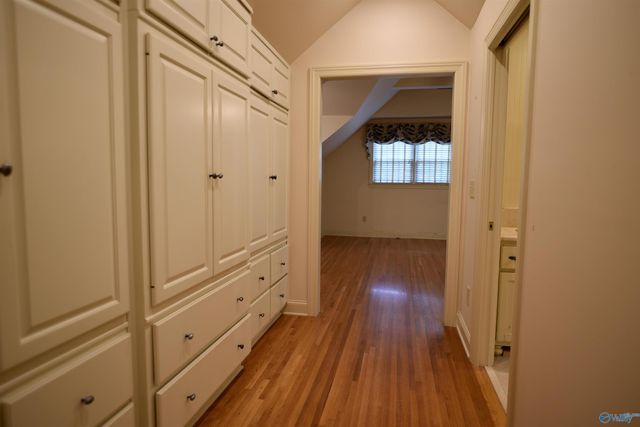 3033 Heatherhill Drive SE, Huntsville, AL 35802
