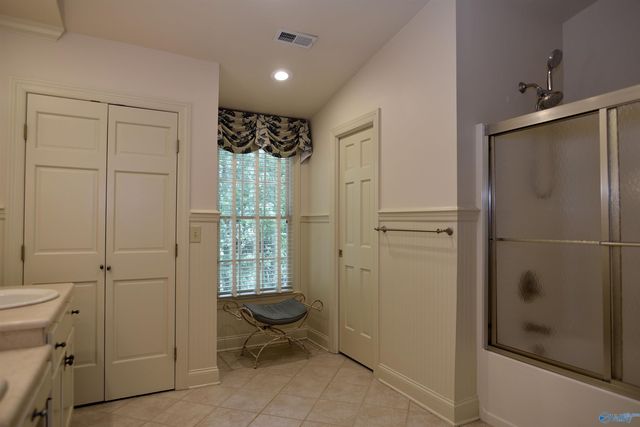 3033 Heatherhill Drive SE, Huntsville, AL 35802