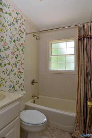 3033 Heatherhill Drive SE, Huntsville, AL 35802
