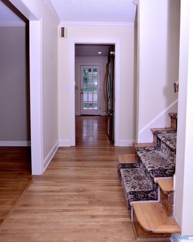 3033 Heatherhill Drive SE, Huntsville, AL 35802