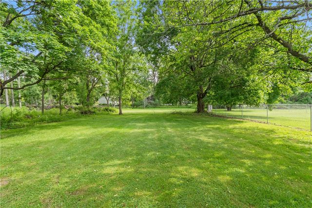 73 Wright Road, Henrietta, NY 14467