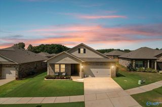 7004 Oakleigh Rose Drive, Huntsville, AL 35806