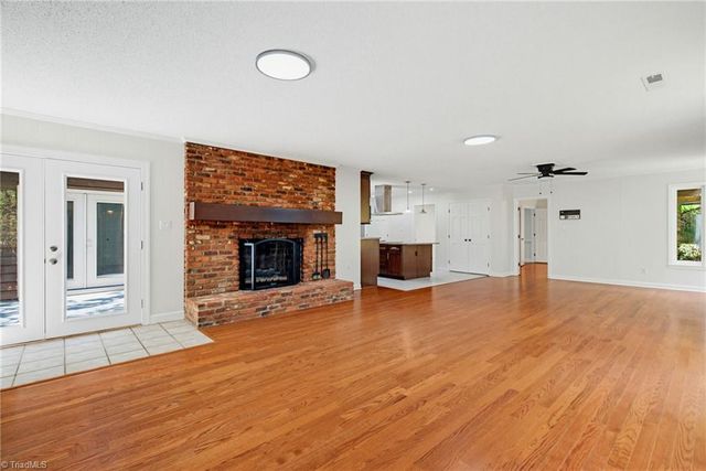108 Wilchester Lane, Kernersville, NC 27284