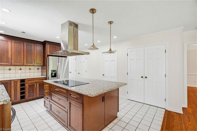 108 Wilchester Lane, Kernersville, NC 27284