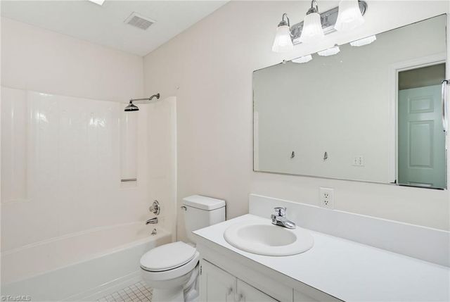 108 Wilchester Lane, Kernersville, NC 27284