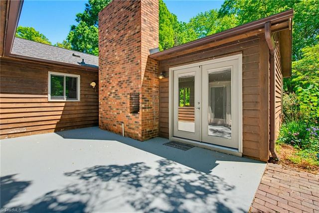 108 Wilchester Lane, Kernersville, NC 27284
