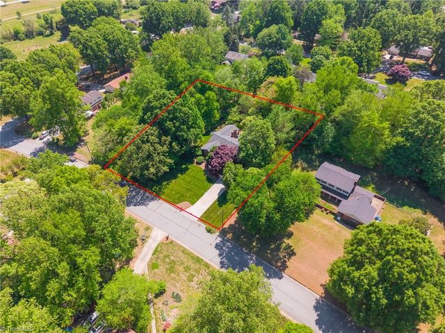 108 Wilchester Lane, Kernersville, NC 27284