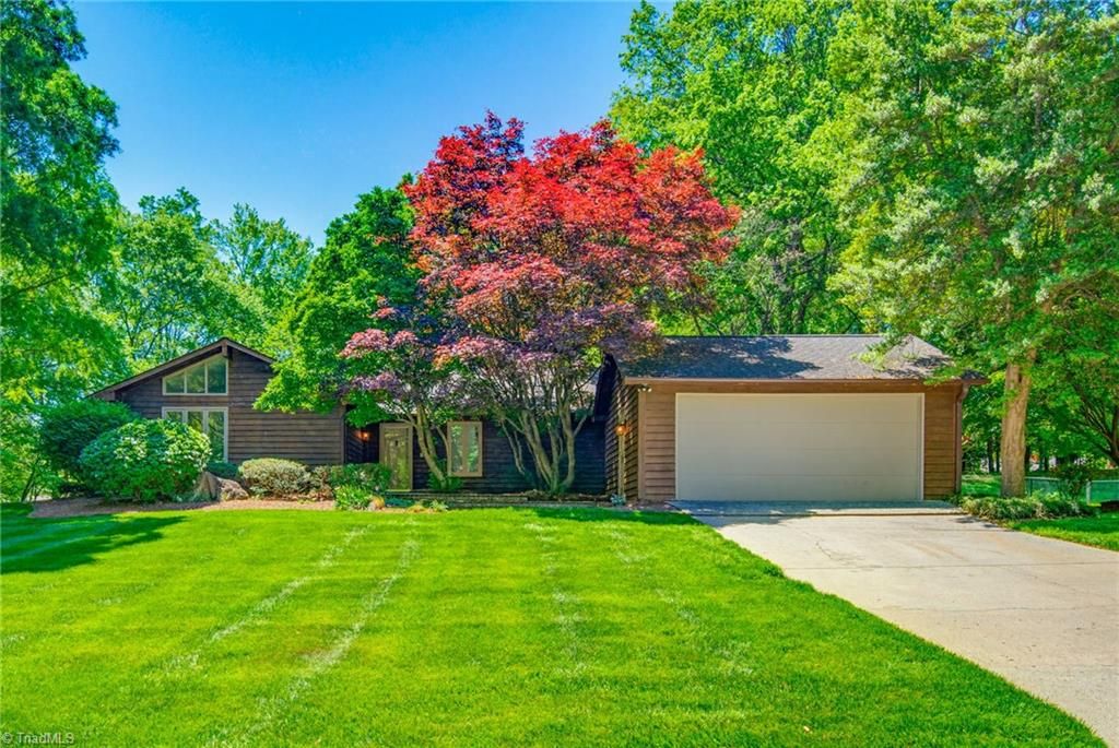 108 Wilchester Lane, Kernersville, NC 27284