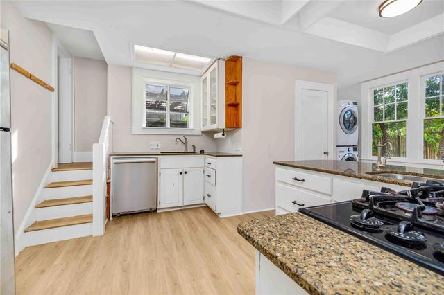 2302 12TH STREET N, St Petersburg, FL 33704