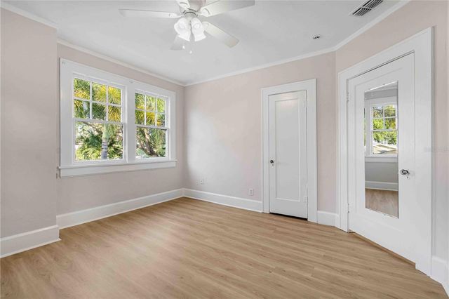 2302 12TH STREET N, St Petersburg, FL 33704