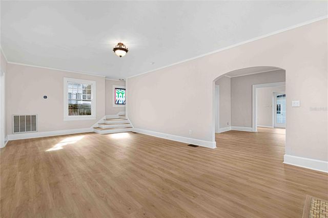 2302 12TH STREET N, St Petersburg, FL 33704