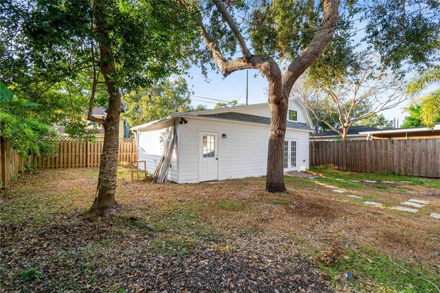 2302 12TH STREET N, St Petersburg, FL 33704