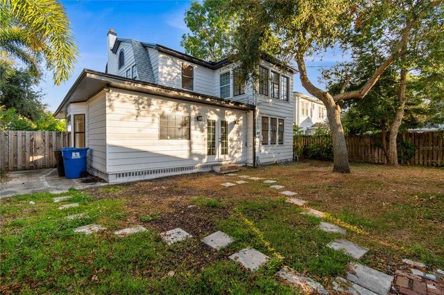 2302 12TH STREET N, St Petersburg, FL 33704