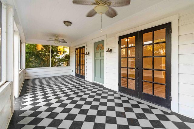 2302 12TH STREET N, St Petersburg, FL 33704