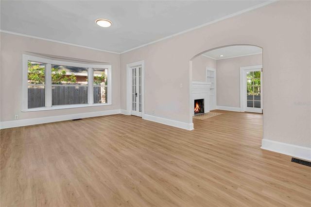 2302 12TH STREET N, St Petersburg, FL 33704