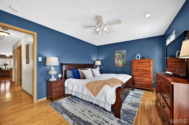 12121 McKelvey Place 101, Bridgeton, MO 63044