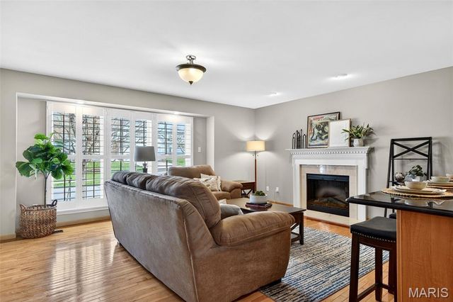 12121 McKelvey Place 101, Bridgeton, MO 63044