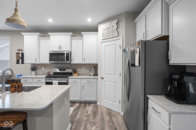 17068 Cole Evans Drive, Noblesville, IN 46060