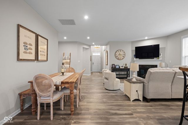 17068 Cole Evans Drive, Noblesville, IN 46060