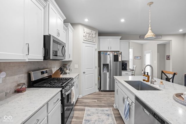 17068 Cole Evans Drive, Noblesville, IN 46060