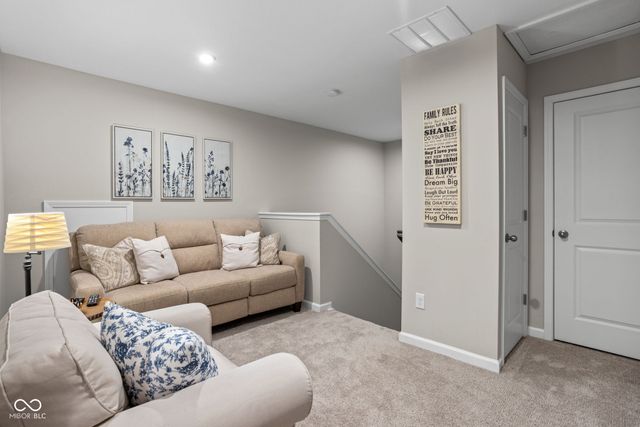 17068 Cole Evans Drive, Noblesville, IN 46060