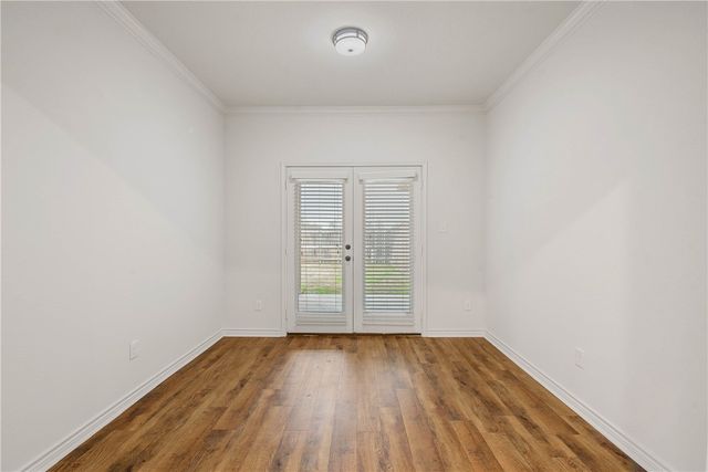 1483 Buena Vista, College Station, TX 77845