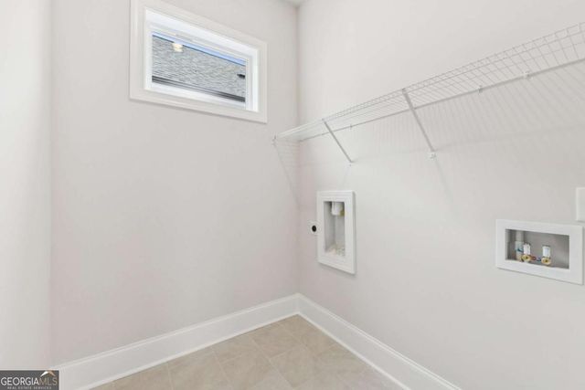 172 Herring Drive, Hoschton, GA 30548