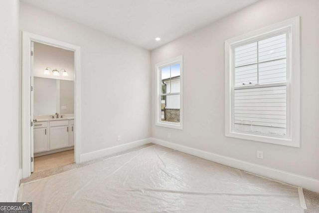 172 Herring Drive, Hoschton, GA 30548