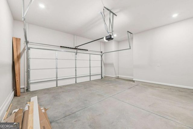 172 Herring Drive, Hoschton, GA 30548