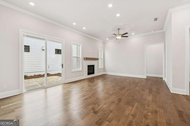 172 Herring Drive, Hoschton, GA 30548