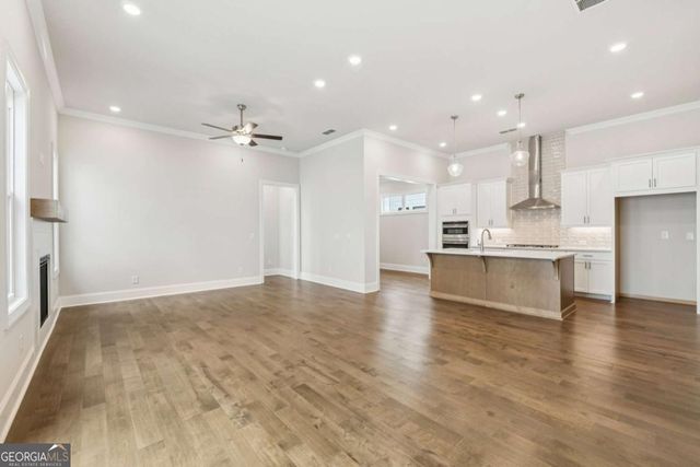 172 Herring Drive, Hoschton, GA 30548