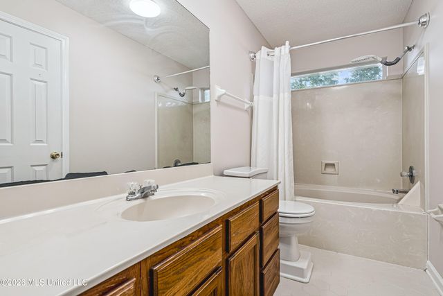7084 Eastover Boulevard, Olive Branch, MS 38654