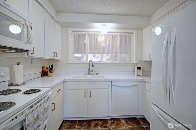 2009 256th Street NW, Stanwood, WA 98292