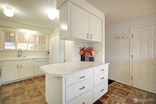 2009 256th Street NW, Stanwood, WA 98292