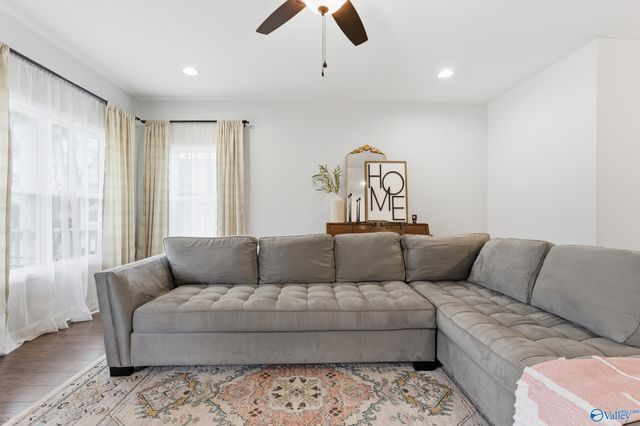 1250 County Road 1447, Falkville, AL 35622