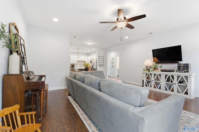 1250 County Road 1447, Falkville, AL 35622