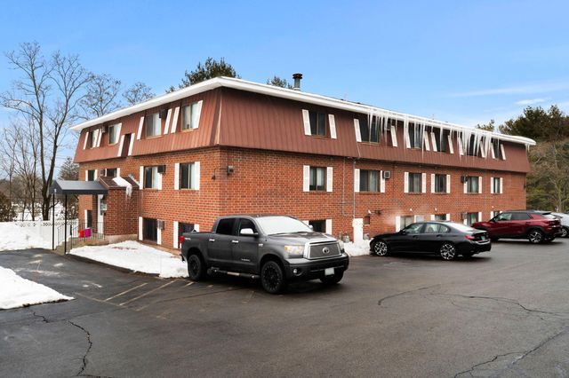 555 Calef Rd Apt 1, Manchester, NH 03103