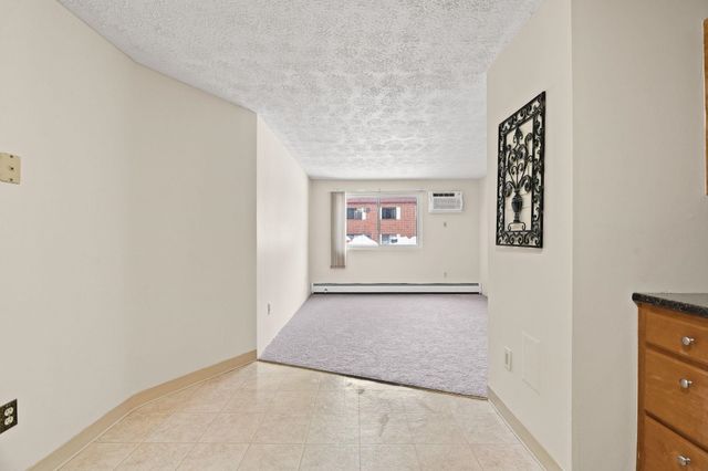 555 Calef Rd Apt 1, Manchester, NH 03103