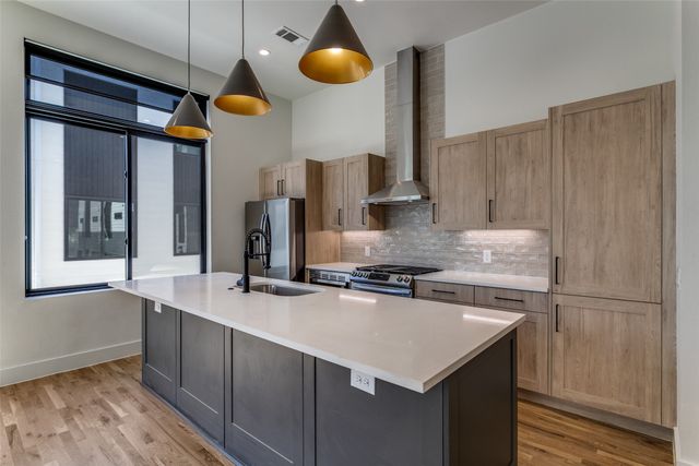 5609 Live Oak Street 301, Dallas, TX 75206