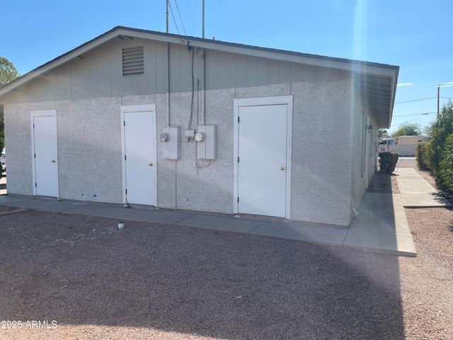 143 S Mountain Road, Apache Junction, AZ 85120