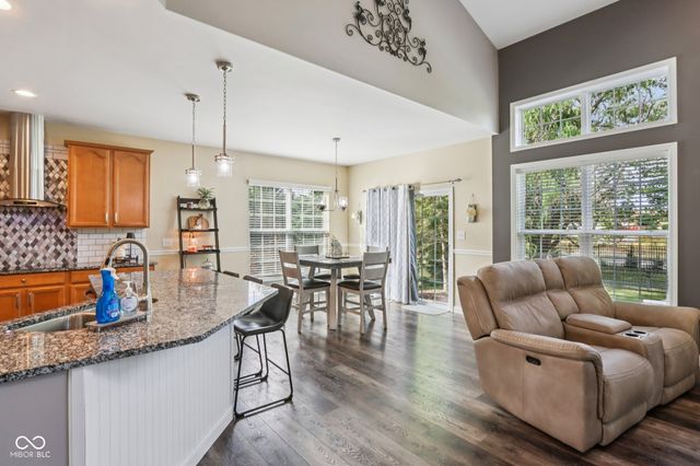 13260 Bellshire Lane, Carmel, IN 46074