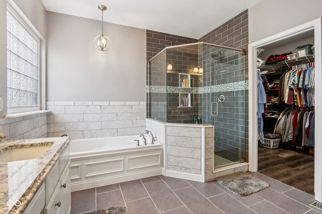 13260 Bellshire Lane, Carmel, IN 46074