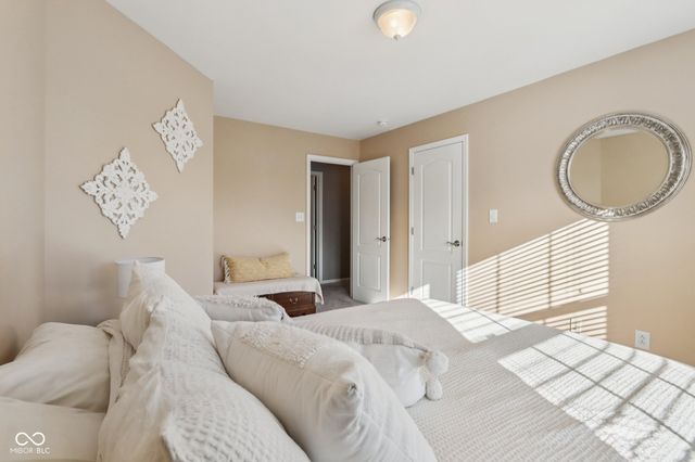 13260 Bellshire Lane, Carmel, IN 46074