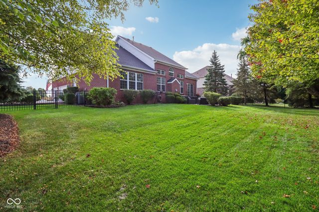 13260 Bellshire Lane, Carmel, IN 46074