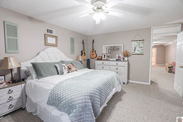 206 Metcalf Lane, Almo, KY 42020