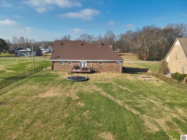 206 Metcalf Lane, Almo, KY 42020