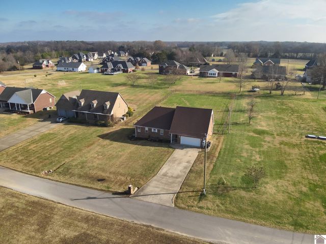 206 Metcalf Lane, Almo, KY 42020