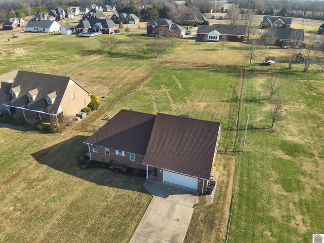206 Metcalf Lane, Almo, KY 42020